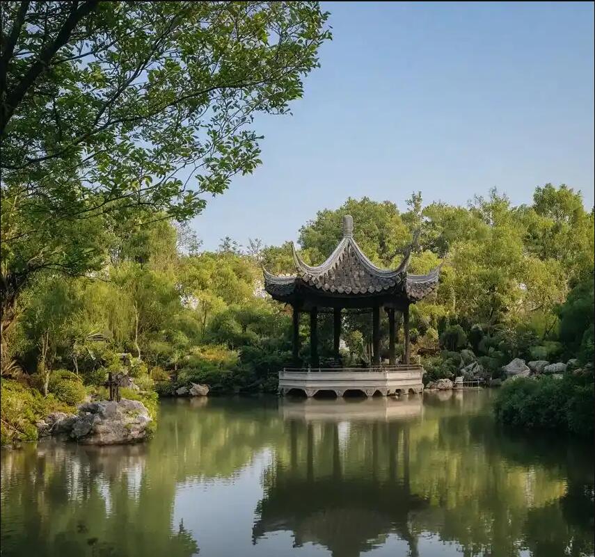 鹤山区千城土建有限公司